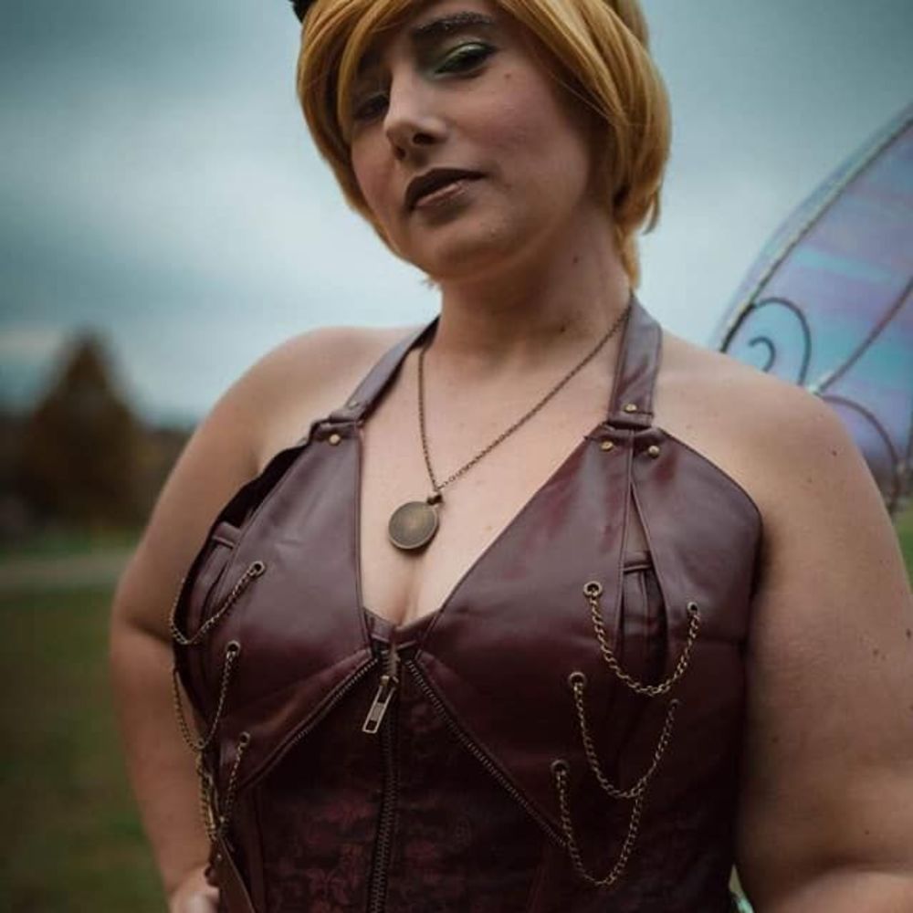 Meet your Posher, Dominique